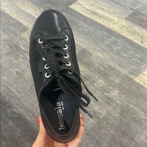 Black Bussola Women's Sneakers